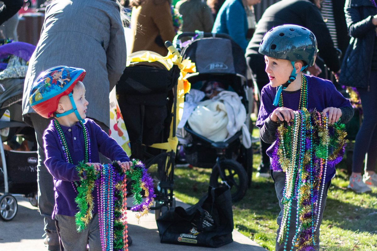 MOMS Club of Birmingham holds annual Mardi Gras Parade